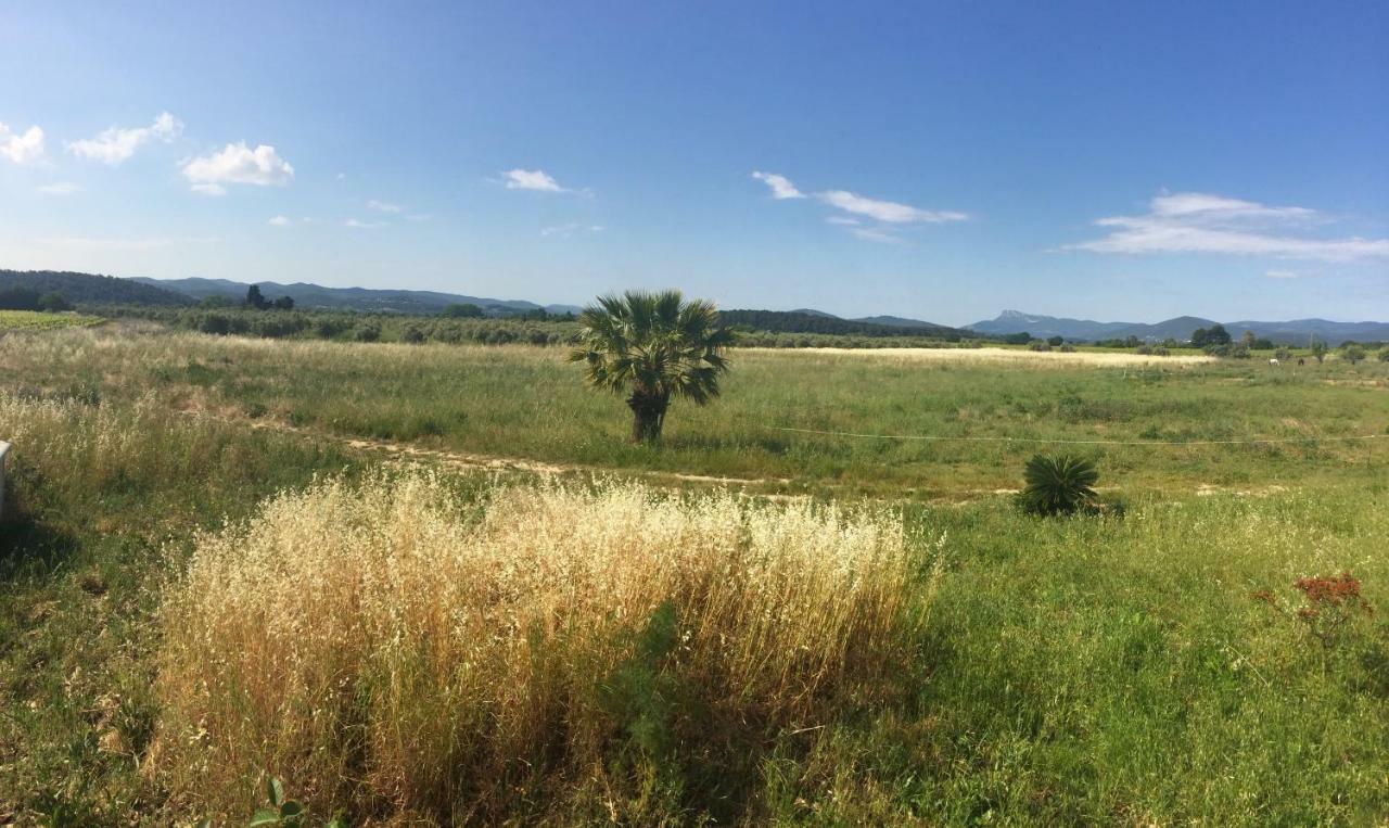 شقة Domaine De Camp Joyeux Puget-Ville المظهر الخارجي الصورة